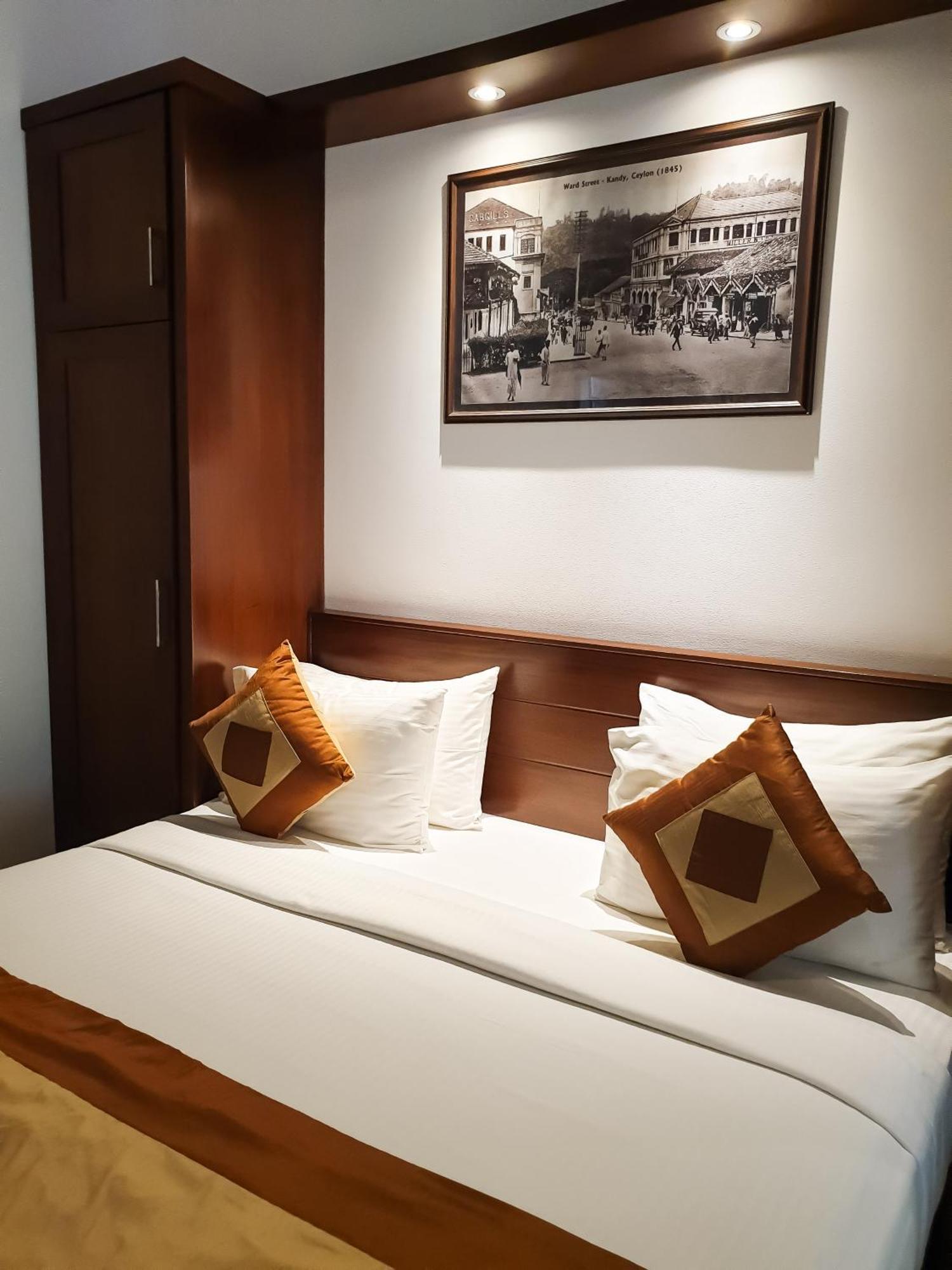 Samindra Villa Kandy Extérieur photo