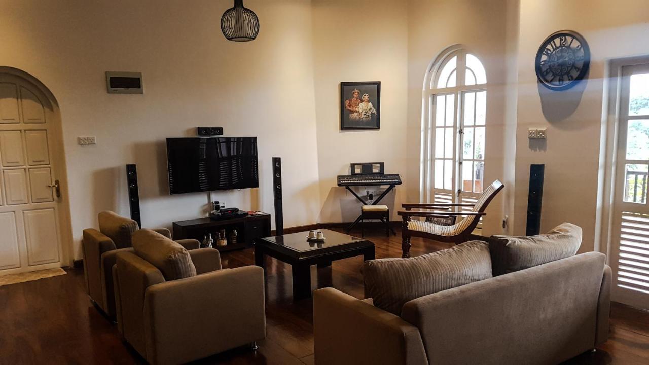 Samindra Villa Kandy Extérieur photo